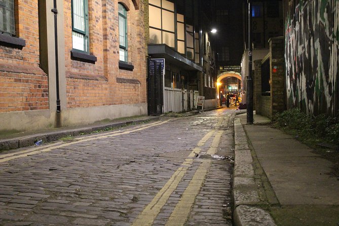 2-Hour Jack the Ripper Small Group Walking Tour in London - Price and Value for $23.61 in London