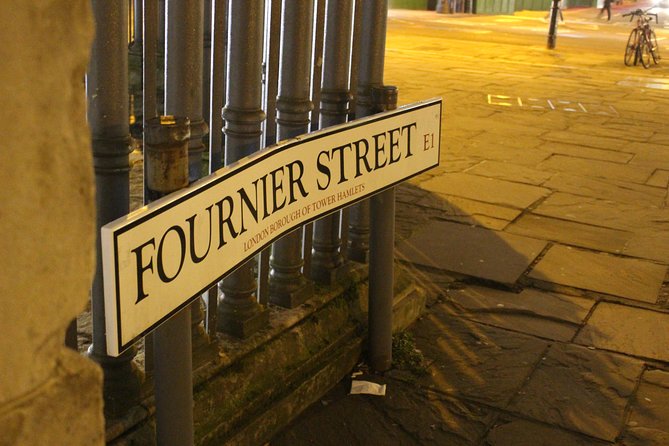 2-Hour Jack the Ripper Small Group Walking Tour in London - Whitechapel After Dark: Following the Footsteps to 1888