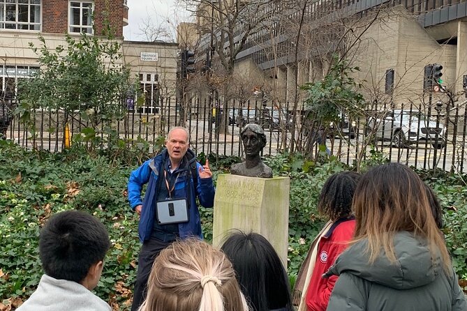 2-Hour Private LGBTQ+ History Tour of London with a Licensed Guide - Stop 1 in Detail: Bloomsbury’s LGBTQ Story from the 18th Century to Today