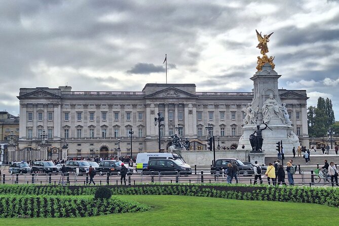 2 Hour Walking Tour from Buckingham Palace to Big Ben - Whitehall to Westminster: 10 Downing Street, Parliament, and Bells
