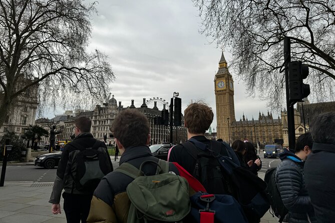 30 Major London Attractions Walking Tour With Photos - The 3-hour route that connects the biggest London highlights