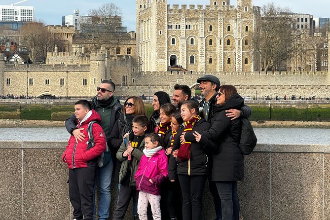 30 Major London Attractions Walking Tour With Photos - The National Gallery and Trafalgar Square: culture without extra ticket costs