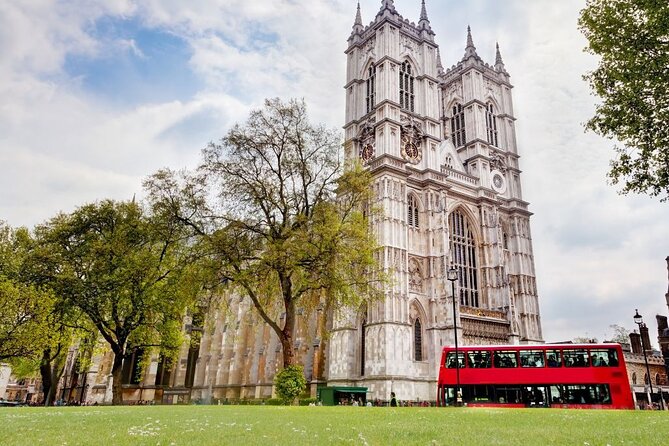 4-Hour Private Guided Tour of London on a Classic Itinerary - Your guide experience, and why the tone matters in a short tour