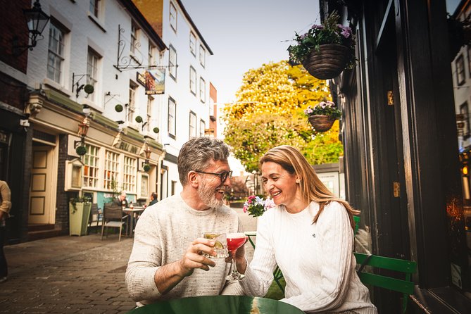5-Day Heart of England, Wales & Yorkshire Small-Group Tour from London - Where you sleep: B&B or 3-star hotel, and why location matters