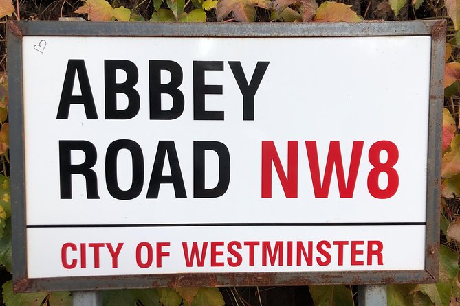 A Beatles London taxi tour and sightseeing experience - Private Black Taxi Beatles Tour: What the Format Gets You