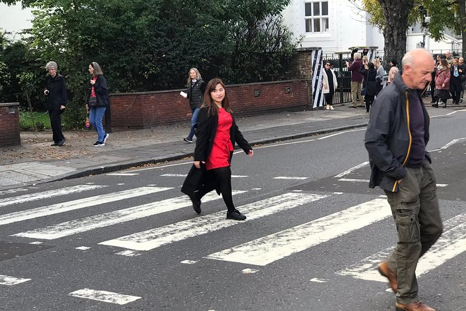 A Beatles London taxi tour and sightseeing experience - Stop 2: Carnaby Street, the Swinging Sixties Fashion and Music Switchboard