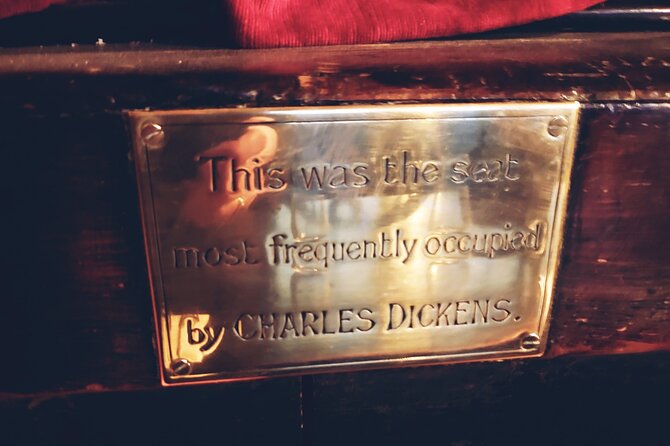 A Christmas Carol and Charles Dickens Old London Walking Tour - Ye Olde Cheshire Cheese: 13th-century cellars and holiday warmth