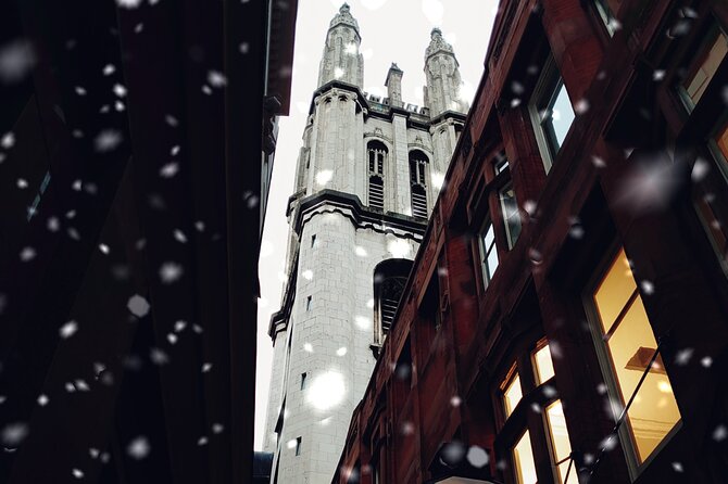 A Christmas Carol and Charles Dickens Old London Walking Tour - Simpson’s Tavern: the quick stop that colors Scrooge’s attitude