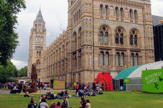 A Day at the Museum - Natural History Museum London - Stop One: Dinosaur Gallery First, With the Big Questions