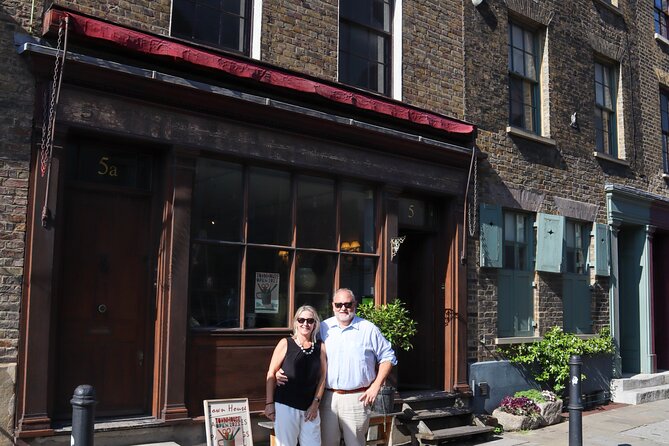 A Private VIP Jack the Ripper Black Cab Tour - What the VIP Setup Changes for Your Evening