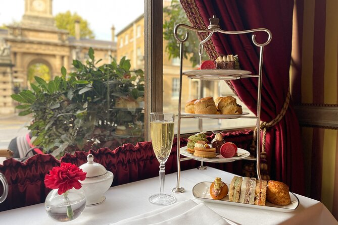 Afternoon Tea at The Rubens at the Palace, Buckingham Palace - Dress code and vibe: smart casual, polished surroundings