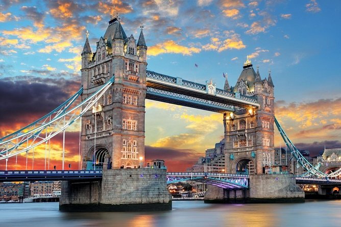 Arrival Transfer: London Airport LHR to London by Business Car - Disinfected Vehicle, Back-Seat Safety, and Small Comfort Touches
