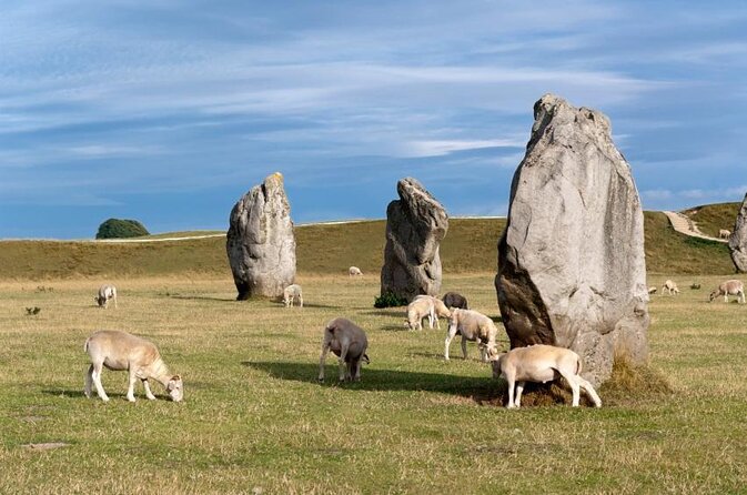 Bath, Avebury and Lacock Village Small-Group Day Tour from London - The big wins (and what to watch)