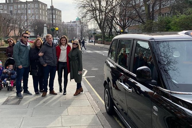 Beatles Fab 4 London Taxi Tour - Stop for Views: Walking the Abbey Road Crossing