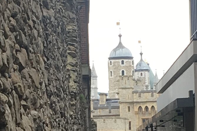 Bespoke London Black Taxi Tours - The Tower of London, with a UNESCO orientation and quick time check