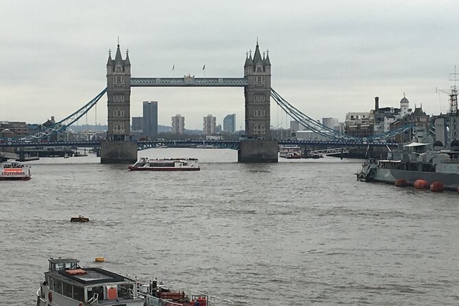 Bespoke London Black Taxi Tours - Tower Bridge: quick, iconic, and easy to mix up