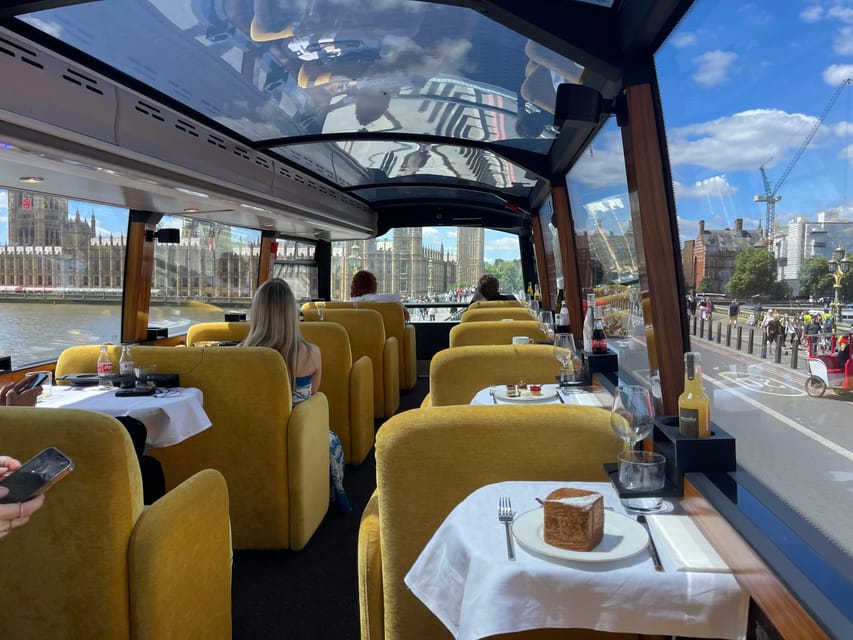 Best of London by LE GRAND - London's Luxury Bus Tour - Route focus: starting at Green Park and building toward Westminster
