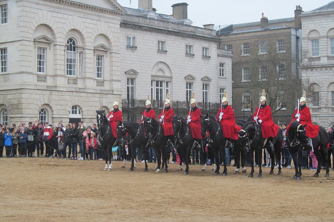 Best of London Private Day Tour - City of London After Lunch: Switching from Royal to Old-Growth Streets