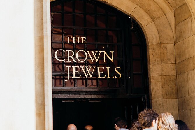 Best of London Tour - Crown Jewels, River Cruise & History Walk - Jewel House timing, early entry, and Crown Jewels viewing