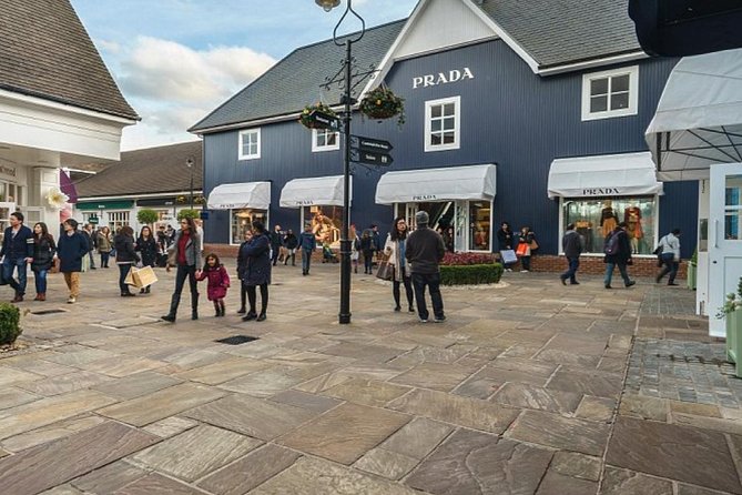 Bicester Village Private Vehicle Round Trip Service from London - Food Stops: Plan a Quick Bite, But Budget for It