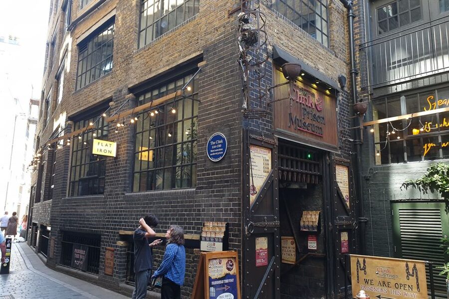 Booze, Brothels & the Bard: London's Bawdy Borough - Southwark Cathedral: where worship meets neighborhood reality