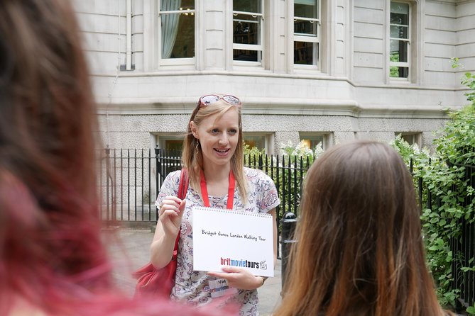 Bridget Jones Walking Tour of Locations - Meeting at Temple Station, Then Getting Pulled Into the Story