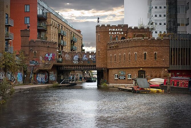 Britpop Camden: A Self-Guided Audio Tour in London - Camden’s Celebrated Music Pub Stops, Built for the Britpop Crowd