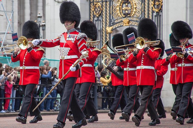 Buckingham Palace, Changing of the Guard & Thames Boat Ride - Price and value: why $27.41 can make sense in London