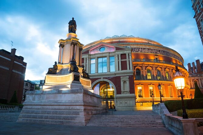 Buckingham Palace, St James Palace & Tea at Kensington Palace - Key highlights you should care about
