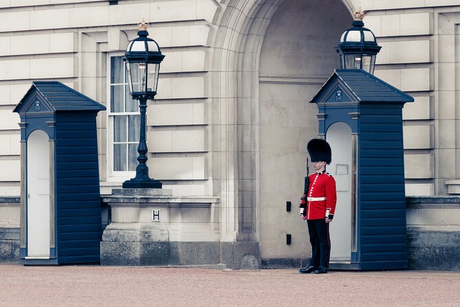 Buckingham Palace, St James Palace & Tea at Kensington Palace - Spencer House, a standout town house with royal links