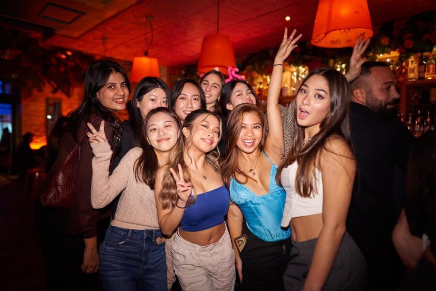 Camden Pub Crawl & Bar Tour London - Drink deals and included shots: how to keep it fun, not costly