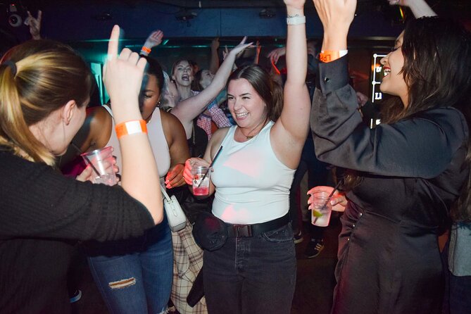 Camden Pub Crawl in London - Who should book this Camden Pub Crawl