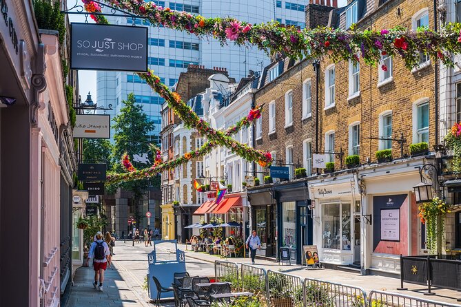Camden’s Yuletide Stroll Private Tour: Lights, Markets & Magic - Camden Town, alternative style plus holiday cheer