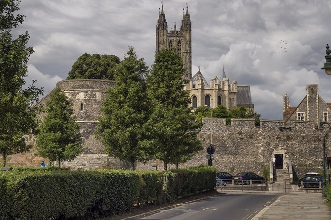 Canterbury Cathedral, Leeds Castle and Dover Castle Private Tour - Should you book Canterbury, Leeds Castle, and Dover Castle together?