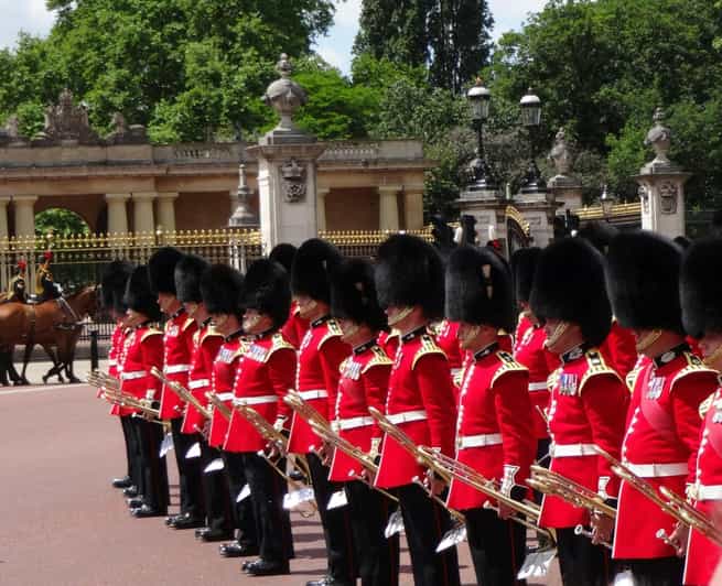 Changing of the Guard Experience in London - Key takeaways before you go