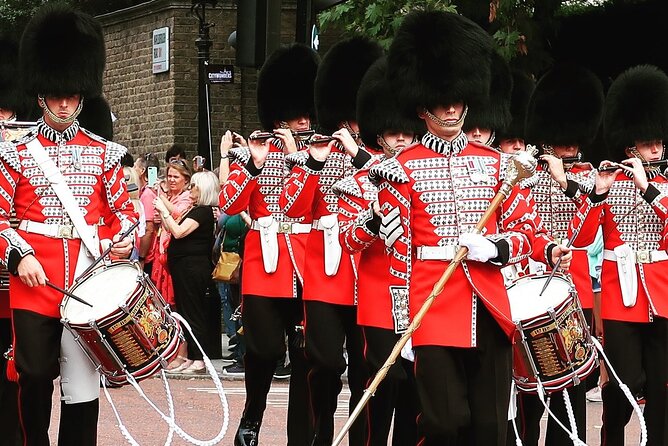 Changing of the Guard Guided Walking Tour in London - Weather and Ceremony Changes: Plan for Flexibility