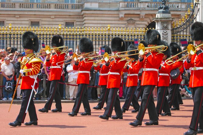 Changing of the Guard & Royal Food Tour with 15+ Tastings - Key Things I’d Watch For