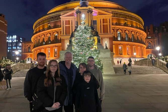 Christmas Lights and Markets London Taxi Tour - Stop 2: Regent Street for a more classic, elegant look