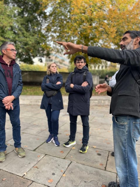 City of London Historical Walking Tour - Finding the start at Barbie Green and getting oriented fast