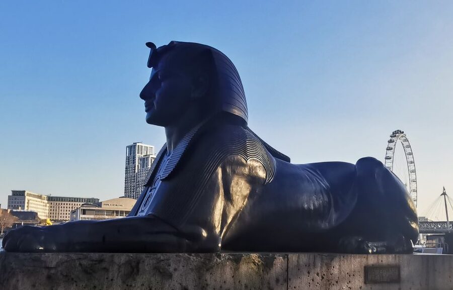 City of London Mystical and Dragons Walking Tour - London Stone and the feeling that old London is still here