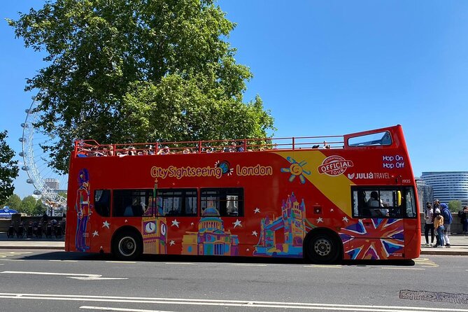 City Sightseeing London Hop-On Hop-Off Bus Tour & Bookable Extras - Kensington and Knightsbridge: the green shuttle’s shopping and museums