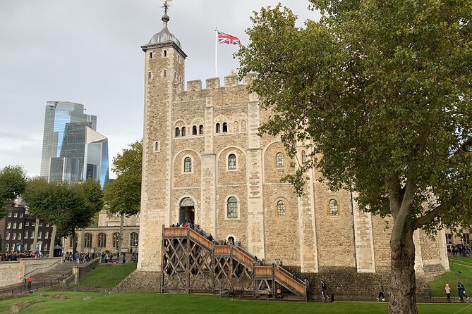 Classic London Tour with a Professional Private Guide - The Tower of London: a working fortress and guided inside access