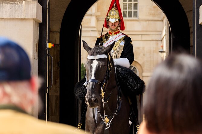 Classic London Tour with Westminster Abbey, Skip the Ticket Line - Meet at The Ritz London, then go from palace to Abbey