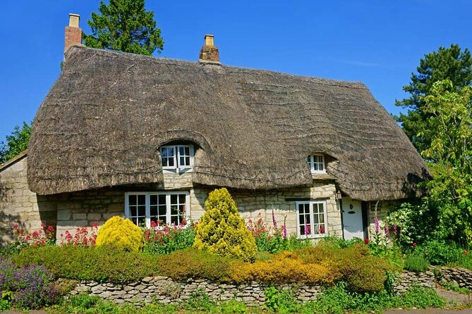 Cotswolds Countryside Tour by Coach: Villages, Views, and Lunch - Bourton-on-the-Water: Model Village + the lunch stop you’ll remember