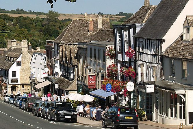 Cotswolds Day Trip from London with Optional Village Lunch - Lunch at the Swan Hotel: When the Optional Upgrade Makes Sense