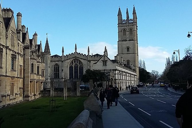 Cotswolds Villages and Oxford Full Day Tour from London - Price and value for a London day trip that runs like a schedule