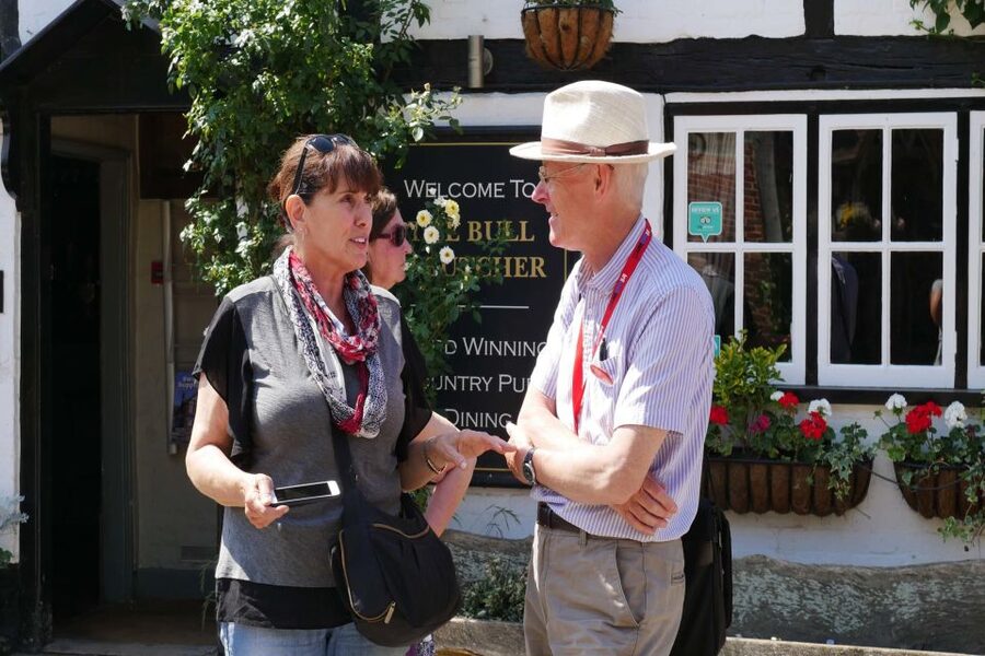 Day-Tour of the Midsomer Murders Locations - Getting there: Holland Park meeting point and how the day runs