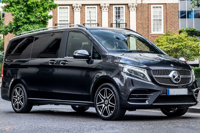 Departure from Central London to Heathrow Airport by Luxury Van - Luxury Mercedes Van, Built for a Calm Heathrow Run