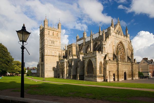 Devon and Cornwall: 5-Day Tour from London - London to Wessex Traditions: Winchester and Stonehenge