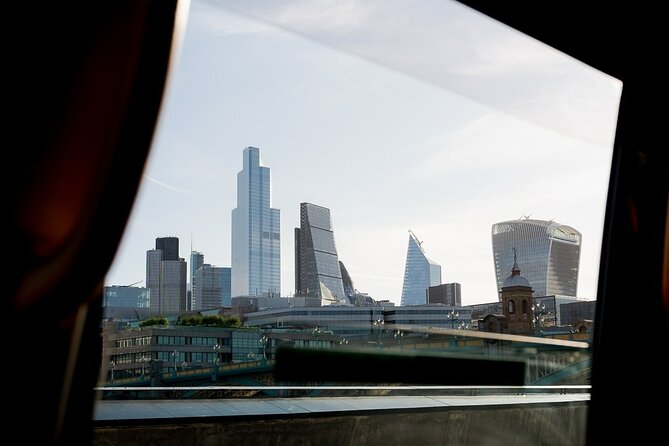 Discover London in a Panoramic Black Cab - Westminster Abbey and Parliament Square: Royal and Political London